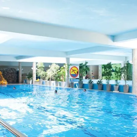 Lägenhet Vacationclub - Alpina, Wita Stwosza 8 1 *